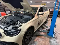 Gebraucht Mercedes E200 160 PS (117 kW) 2023 Beige Kombi