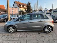 Gebraucht Mercedes B200 140 PS (102 kW) 2006 Grau Van / Kleinbus
