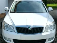 Gebraucht VW Passat Elegance 140 PS (102 kW) 2011 Weiß Kombi