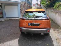 Gebraucht Peugeot 2008 Active 131 PS (96 kW) 2021 Orange SUV