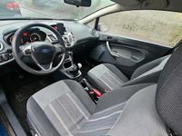 Gebraucht Ford Fiesta 86 PS (63 kW) 2010 Blau Kleinwagen