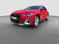 Gebraucht Audi A3 Ambiente 150 PS (110 kW) 2025 Rot Limousine