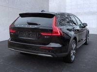 Gebraucht Volvo V60 CC 145 PS (106 kW) 2023 Kombi