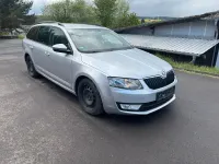 Usata Skoda Octavia Joy 150 CV (110 kW) 2017 Argento Station wagon