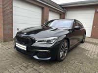 Gebraucht BMW M760 609 PS (447 kW) 2018 Schwarz Limousine
