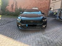 Gebraucht Ford Mustang GT Fastback 426 PS (313 kW) 2015 Schwarz Coupé