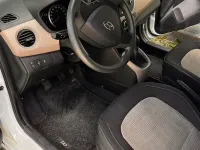 Gebraucht Hyundai i10 Classic 67 PS (49 kW) 2015 Weiß Kleinwagen