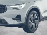 Gebraucht Volvo XC40 Plus 163 PS (119 kW) 2025 Grau SUV