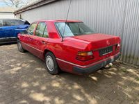 Brugt Mercedes E280 193 HK (141 kW) 1993 Rød Sedan