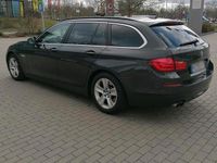 Gebraucht BMW 525 218 PS (160 kW) 2012 Grau Kombi