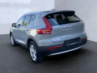 Gebraucht Volvo XC40 Core 163 PS (119 kW) 2023 Vapour grey / (metallic) SUV
