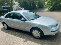 Gebraucht Ford Mondeo 147 PS (108 kW) 2001 Grau Limousine