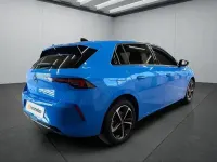 Gebraucht Opel Astra 131 PS (96 kW) 2025 Blau Kleinwagen