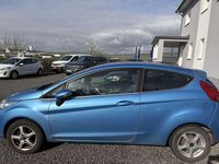 Gebraucht Ford Fiesta Titanium 97 PS (71 kW) 2009 Visionblau Kleinwagen