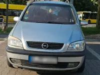 Gebraucht Opel Zafira 125 PS (91 kW) 2002 Silber Van / Kleinbus