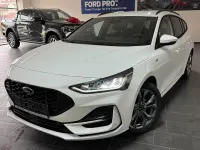 Używany Ford Focus ST-Line 125 KM (91 kW) 2025 Biały Sedan/Limuzyna
