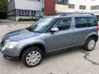 Gebraucht Skoda Yeti GreenLine 105 PS (77 kW) 2011 Grau SUV