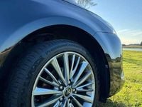 Gebraucht Toyota Avensis Multidrive S 147 PS (108 kW) 2015 Schwarz Limousine