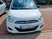 Gebraucht Hyundai i10 69 PS (50 kW) 2012 Weiß Kleinwagen