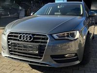 Gebraucht Audi A3 Ambiente 150 PS (110 kW) 2015 Grau Limousine