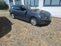 Gebraucht VW Passat Comfortline 150 PS (110 kW) 2018 Grau Kombi