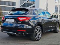 Gebraucht Maserati Levante 430 PS (316 kW) 2018 Schwarz SUV