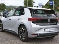 Gebraucht VW ID.3 Pro Performance 150 kW (204 PS) 2022 Scale silver (metallic) Kleinwagen