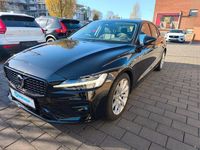 Gebraucht Volvo S60 Plus 197 PS (144 kW) 2024 Schwarz Limousine