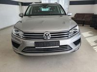 Gebraucht VW Touareg Terrain Tech 262 PS (192 kW) 2015 Silber SUV