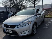 Gebraucht Ford Mondeo 140 PS (102 kW) 2010 Silber Limousine