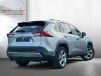 Gebraucht Toyota RAV4 Club 175 PS (128 kW) 2019 Silber SUV
