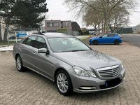 Gebraucht Mercedes E250 204 PS (150 kW) 2012 Grau Limousine