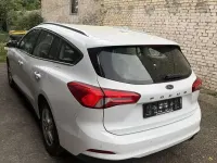 Gebraucht Ford Focus Cool & Connect 101 PS (74 kW) 2019 Weiß Kombi