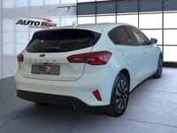 Używany Ford Focus Titanium 125 KM (91 kW) 2024 Biały Sedan/Limuzyna