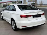 Używany Audi A3 Ambiente 116 KM (85 kW) 2017 Biały Sedan/Limuzyna