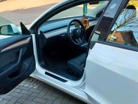 Gebraucht Tesla Model 3 RWD 239 kW (325 PS) 2022 Weiß Limousine