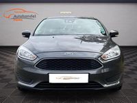 Gebraucht Ford Focus 101 PS (74 kW) 2015 Grau Limousine