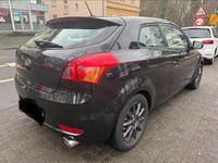 Gebraucht Kia ProCeed 125 PS (91 kW) 2011 Schwarz Kleinwagen