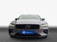 Gebraucht Volvo V60 145 PS (106 kW) 2025 Kombi
