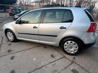 Gebraucht VW Golf V 102 PS (75 kW) 2007 Silber Limousine