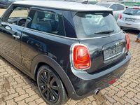 Gebraucht Mini Cooper 136 PS (100 kW) 2016 Schwarz Kleinwagen