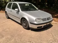 Gebraucht VW Golf IV 90 PS (66 kW) 2001 Silber Kleinwagen