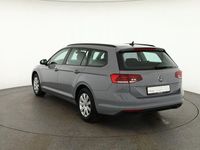 Gebraucht VW Passat 122 PS (89 kW) 2022 Grau Kombi