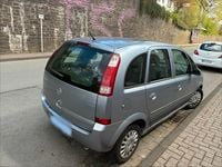 Używany Opel Meriva 90 KM (66 kW) 2005 Srebrny Minivan