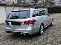 Gebraucht Mercedes E220 Edition 170 PS (125 kW) 2014 Grau Kombi