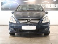 Second-hand Mercedes E200 193 CP (141 kW) 2006 Albastru Berlinǎ