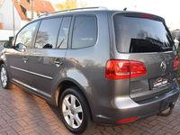 Gebraucht VW Touran Highline 140 PS (102 kW) 2011 Grau Van / Kleinbus