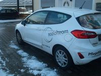 Gebraucht Ford Fiesta Trend 75 PS (55 kW) 2020 Weiß Kleinwagen