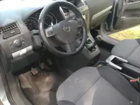 Gebraucht Opel Zafira 115 PS (84 kW) 2006 Silber Van / Kleinbus