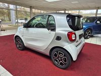 Gebraucht Smart ForTwo Coupé 60 kW (82 PS) 2020 Weiß Coupé